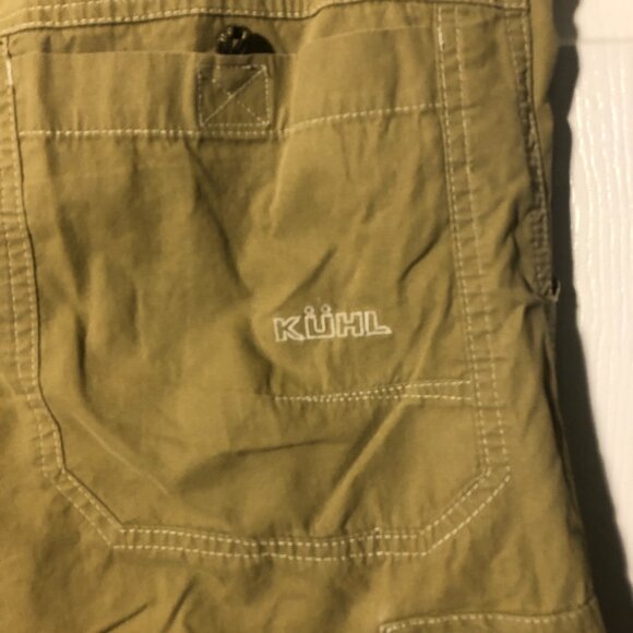 Kuhl men green cargo shorts, two leg pockets, 40 - Picture 9 of 12